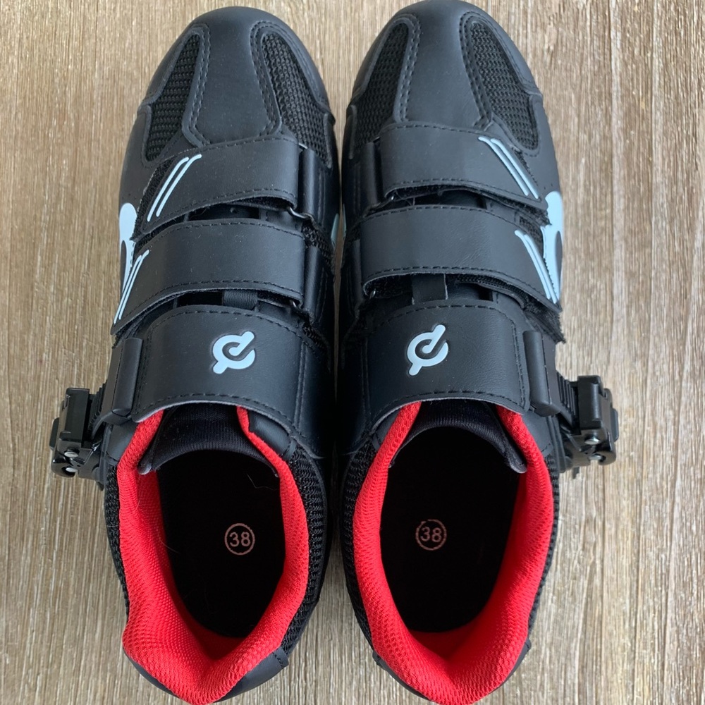 Peloton shoes size 38 (size 7)